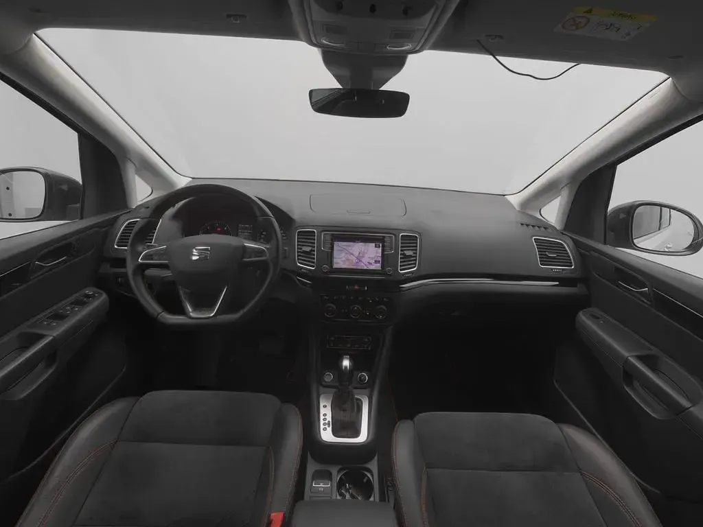 Gebraucht Seat Alhambra 4Drive 177 PS (130 kW) 2020 Weiß Van / Kleinbus