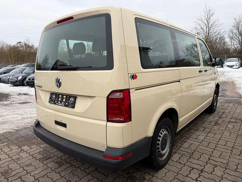 Gebraucht VW Caravelle Trendline 150 PS (110 kW) 2019 Van / Kleinbus