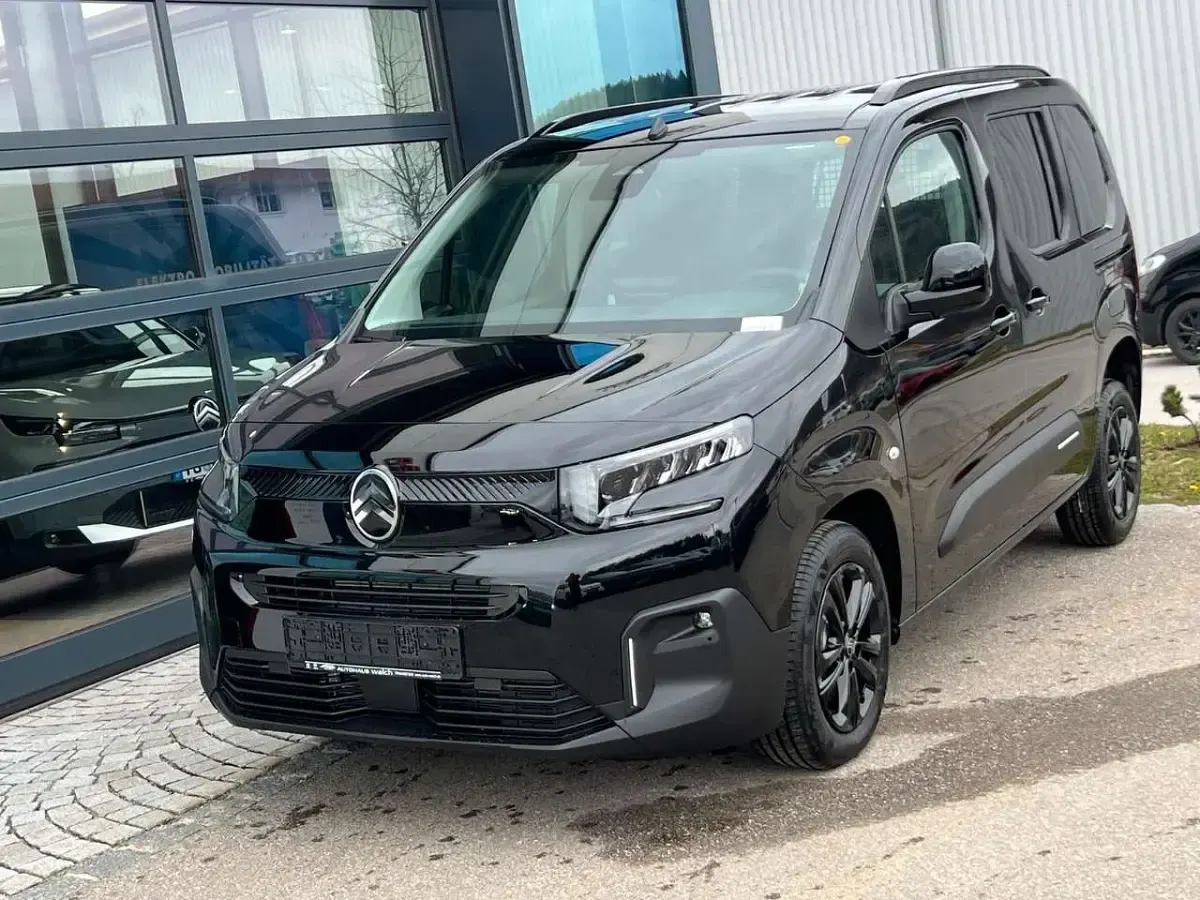 Gebraucht Citroën Berlingo 131 PS (96 kW) 2026 Perla nera schwarz Van / Kleinbus