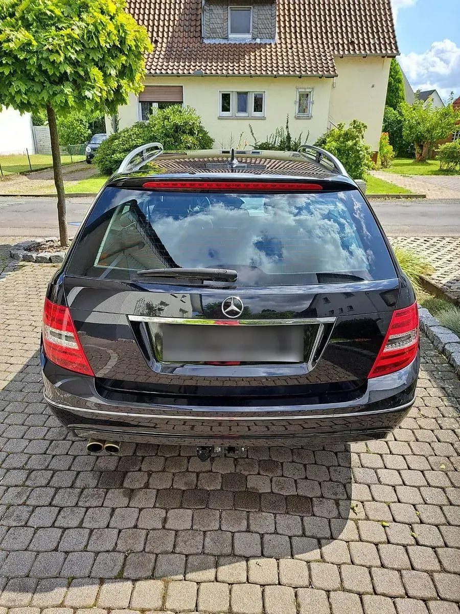 Gebraucht Mercedes C180 Avantgarde 156 PS (114 kW) 2012 Schwarz Kombi