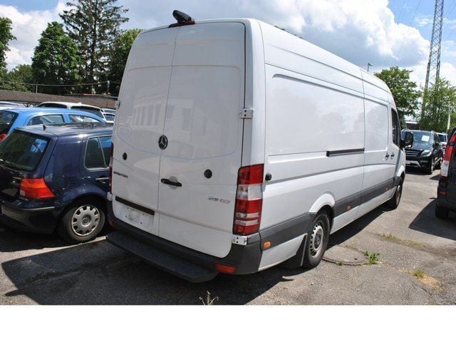 Gebraucht Mercedes Sprinter 129 PS (94 kW) 2014 Weiß Van