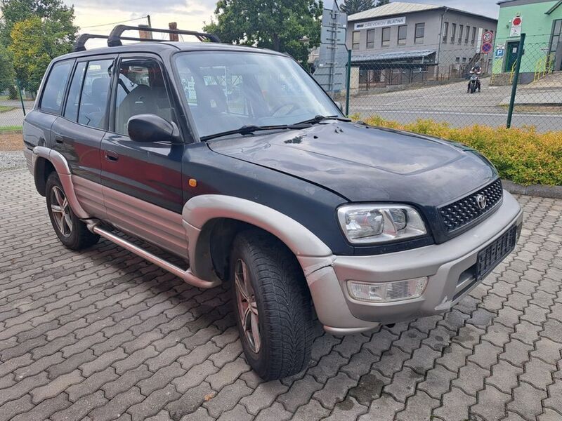Gebraucht Toyota RAV4 128 PS (94 kW) 1997 Schwarz SUV