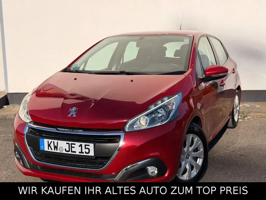 Gebraucht Peugeot 208 Active 82 PS (60 kW) 2018 Rot Kleinwagen