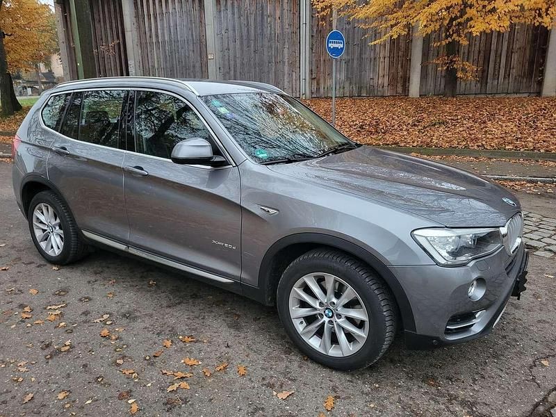 Gebraucht BMW X3 Advantage 190 PS (139 kW) 2016 Grau SUV