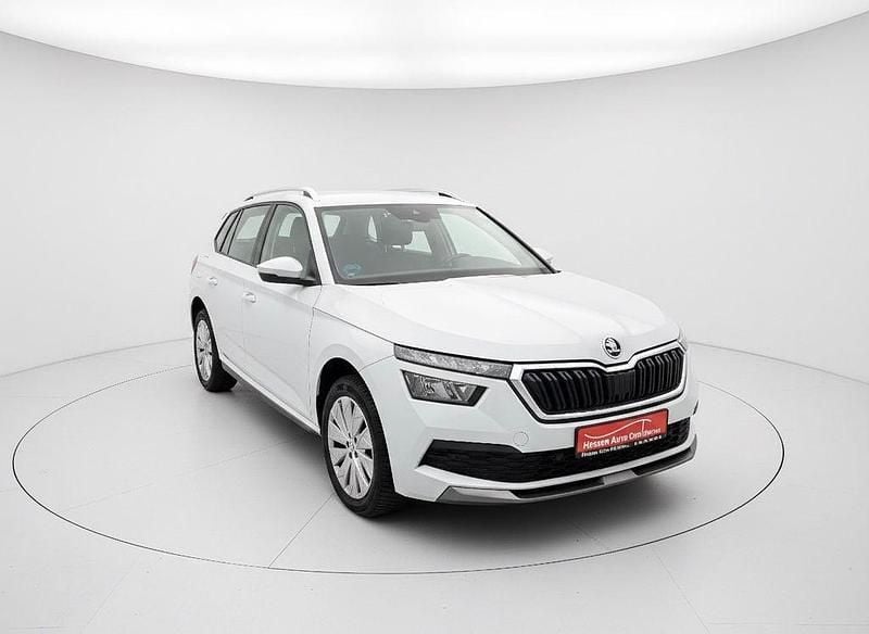 Weiß Gebraucht 2022 Skoda Kamiq Style SUV | 19.900 € (Fairer Preis) - Bild 1/4
