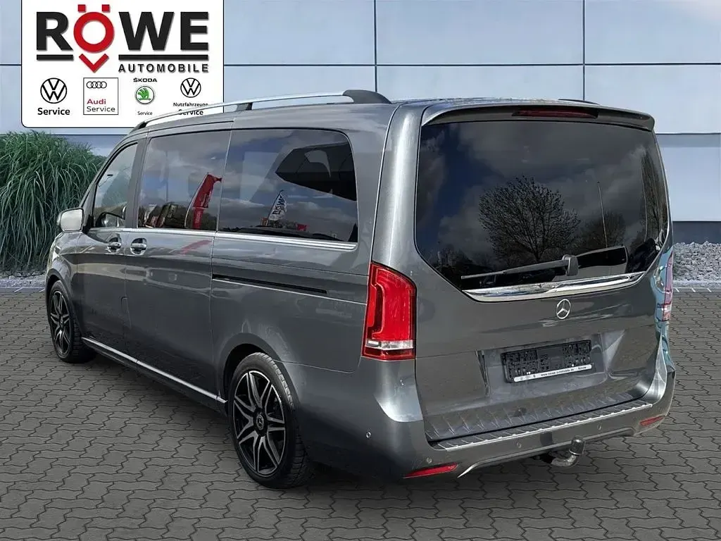 Gebraucht Mercedes E250 Avantgarde Edition 190 PS (139 kW) 2020 Grau Van / Kleinbus