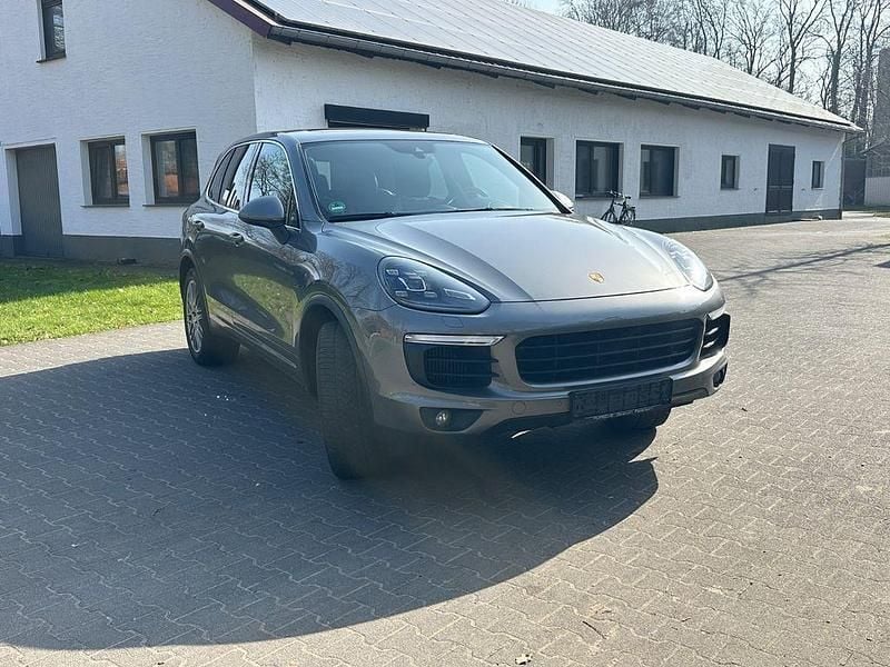 Gebraucht Porsche Cayenne S 385 PS (283 kW) 2017 Grau SUV
