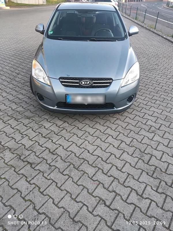 Andere außenfarben Gebraucht 2009 Kia ProCeed 2 Kleinwagen | 2.500 € (Fairer Preis) - Bild 1/4