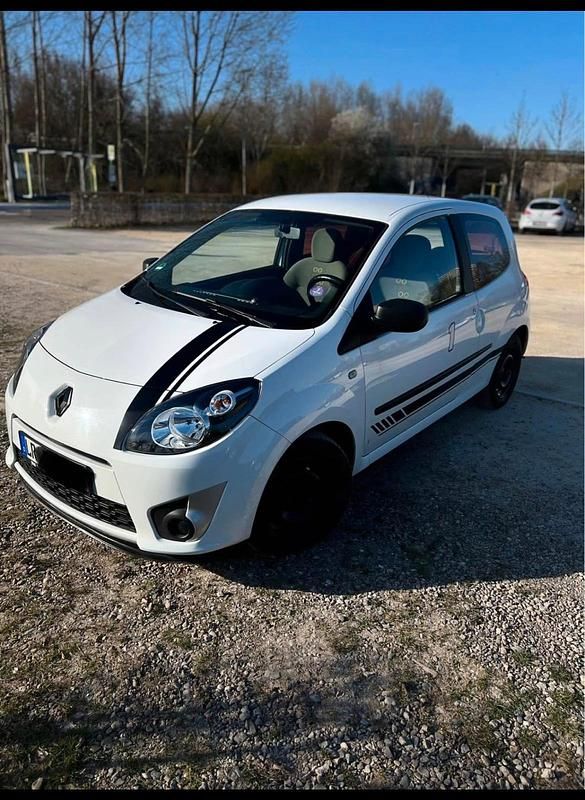 Weiß Gebraucht 2011 Renault Twingo Kleinwagen | 2.000 € - Bild 1/4