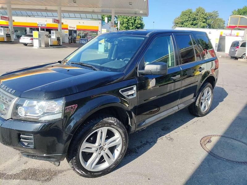 Gebraucht Land Rover Freelander 2 SE Dynamic 150 PS (110 kW) 2013 Schwarz SUV