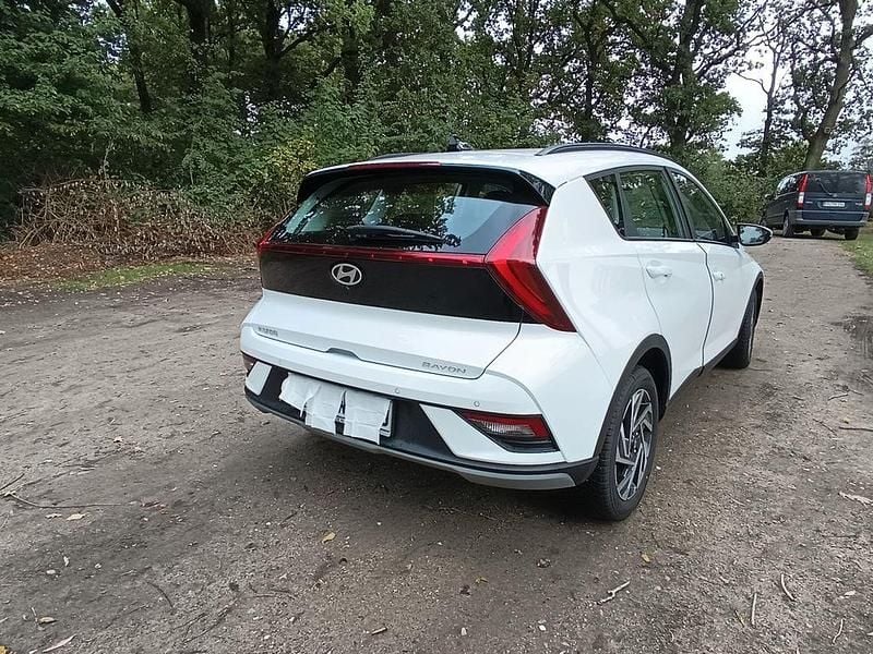 Schwarz Gebraucht 2024 Hyundai Bayon Trend SUV | 19.500 € - Bild 1/4