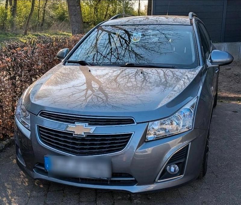Grau Gebraucht 2013 Chevrolet Cruze LT Kombi | 4.900 € (Fairer Preis) - Bild 1/4