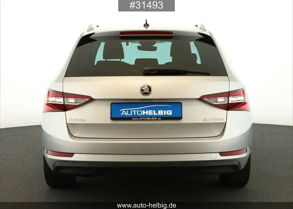 Gebraucht Skoda Superb Style 150 PS (110 kW) 2018 Silber Kombi