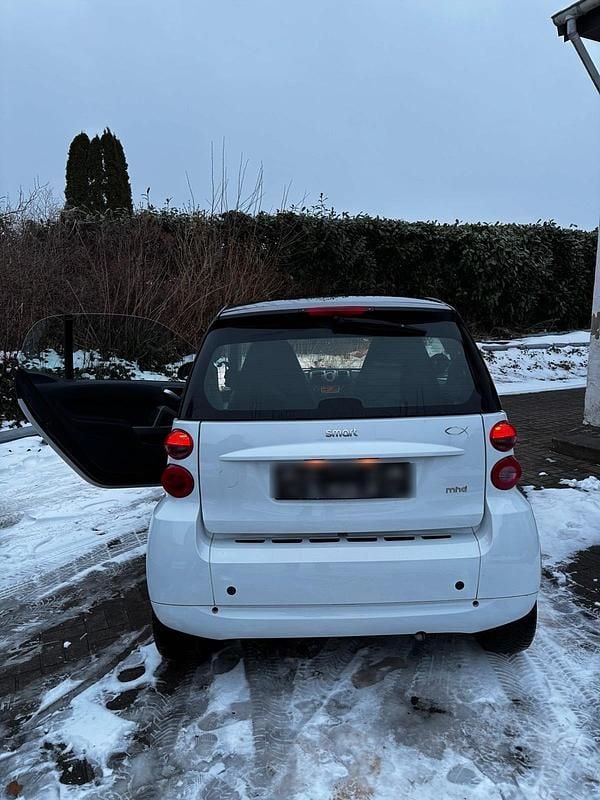 Gebraucht Smart ForTwo Coupé Passion 71 PS (52 kW) 2012 Weiß Coupé