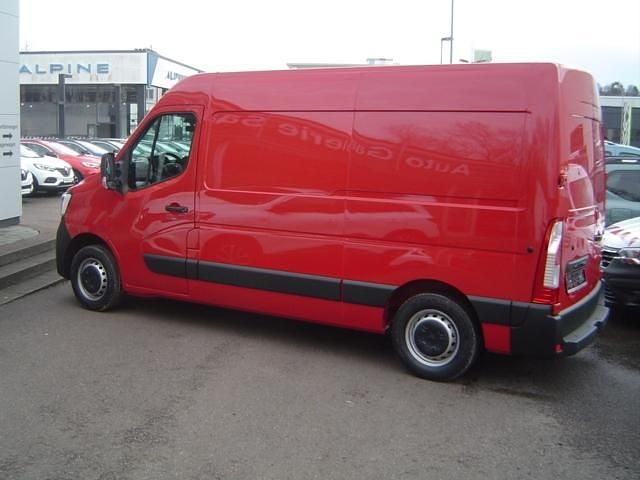 Gebraucht Renault Master 135 PS (99 kW) 2023 Rot Van