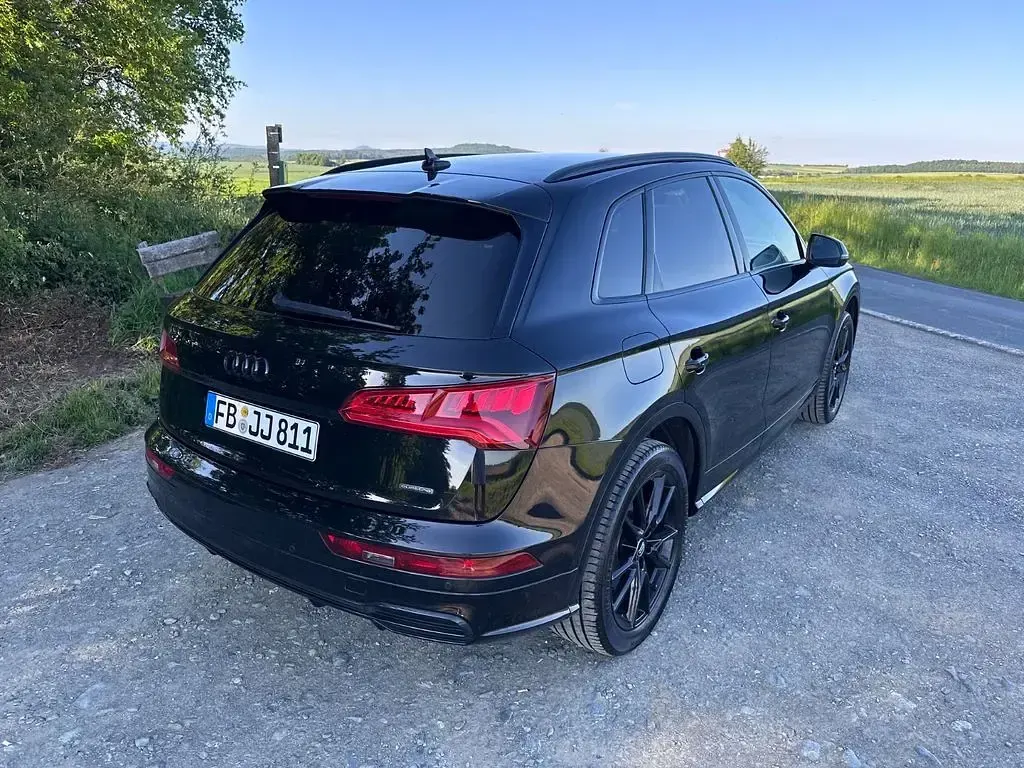 Gebraucht Audi Q5 S-Line 190 PS (139 kW) 2019 Schwarz SUV