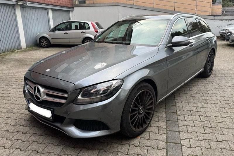 Second-hand Mercedes C180 156 CP (114 kW) 2016 Gri Break