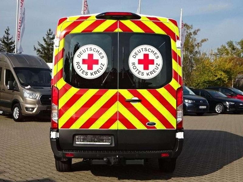 Gebraucht Ford Transit 170 PS (125 kW) 2024 Frostweiß Kombi