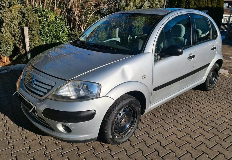 Gebraucht Citroën C3 60 PS (44 kW) 2005 Silber Kleinwagen
