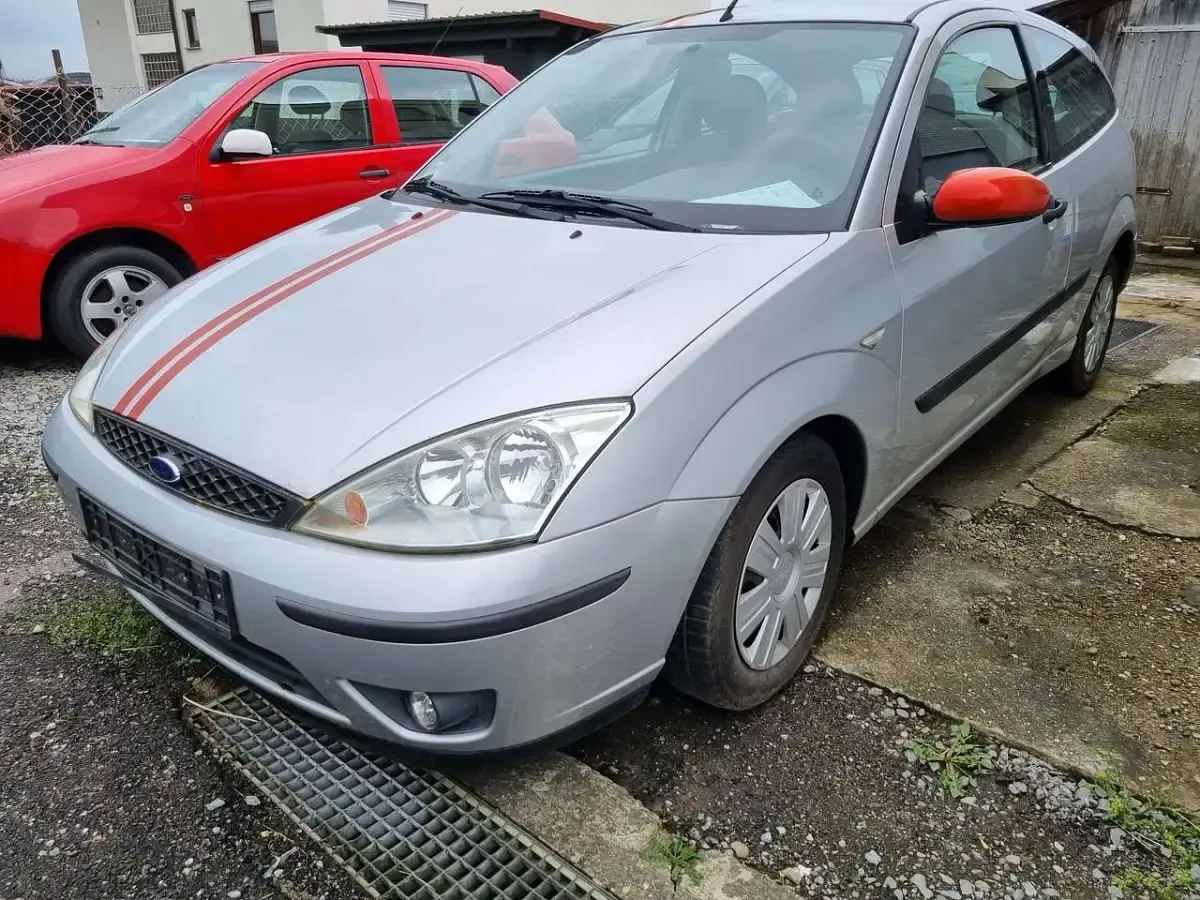 Gebraucht Ford Focus 75 PS (55 kW) 2004 Grau Limousine