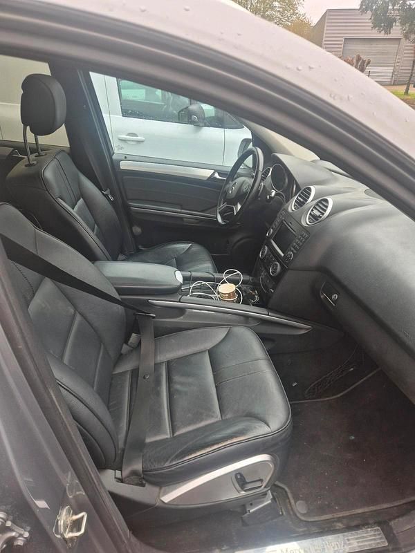 Gebraucht Mercedes ML350 224 PS (164 kW) 2010 SUV