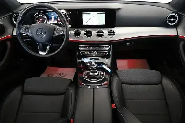 Second-hand Mercedes E220 221 CP (162 kW) 2017 Alb Break