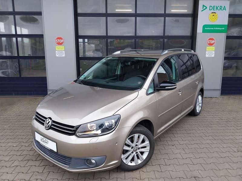 Gebraucht VW Touran Style 105 PS (77 kW) 2012 Titanium beige Van / Kleinbus