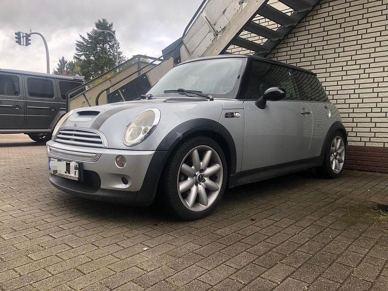 Silber Gebraucht 2003 Mini Cooper S Kleinwagen | 2.299 € (Fairer Preis) - Bild 1/4