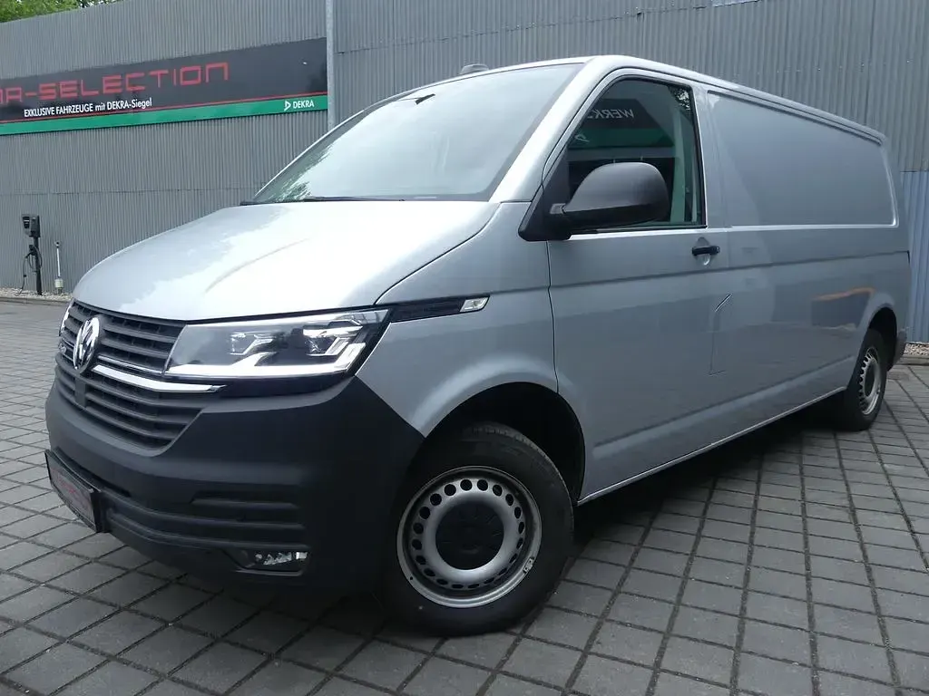 Gebraucht VW Transporter 150 PS (110 kW) 2020 Reflexsilber metallic (metallic) Van