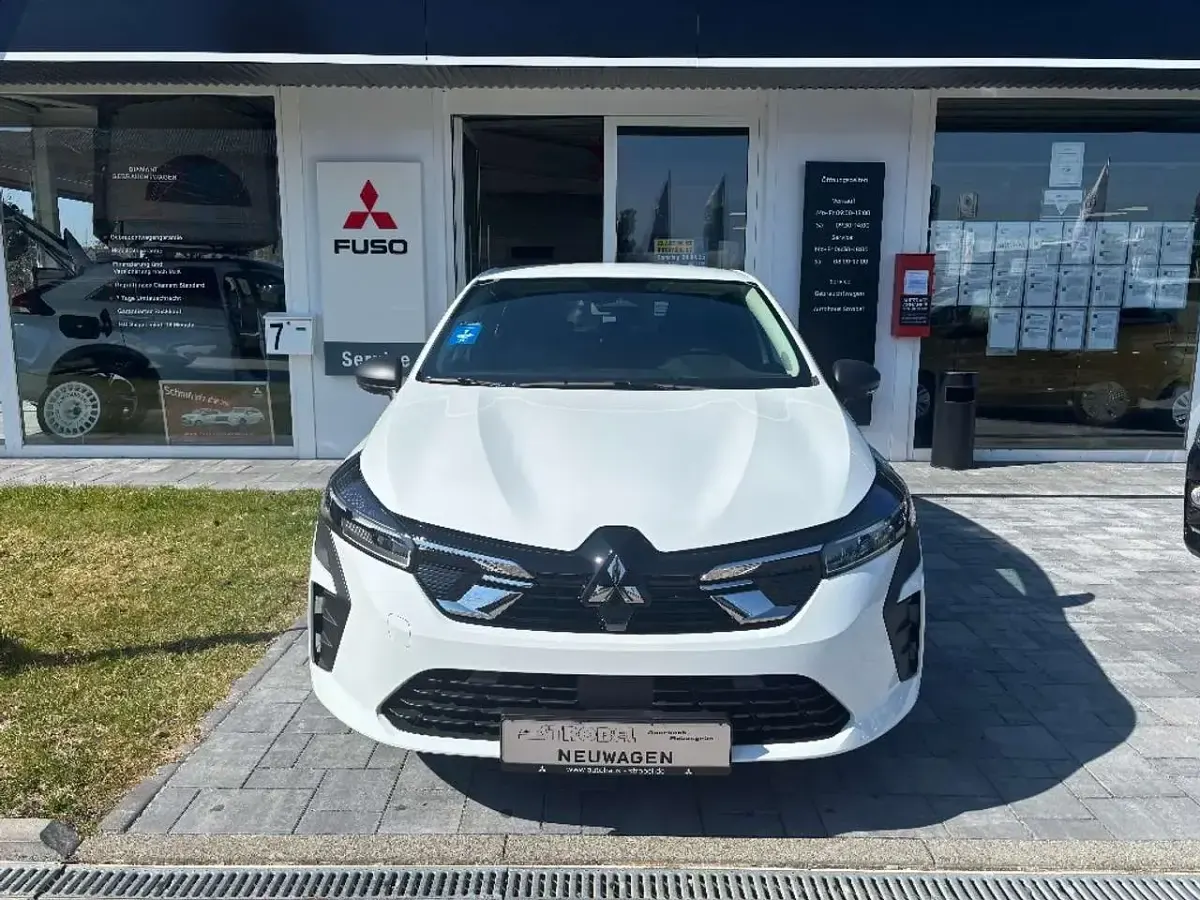 Neu Mitsubishi Colt Basis 67 PS (49 kW) 2025 Antarktisweiß Kleinwagen