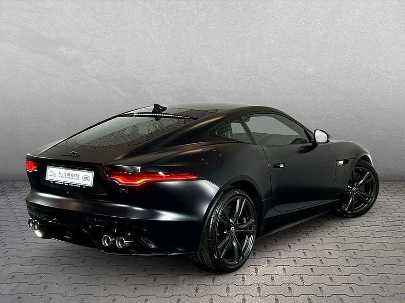Neu Jaguar F-Type R 582 PS (428 kW) 2025 Ligurian black Coupé