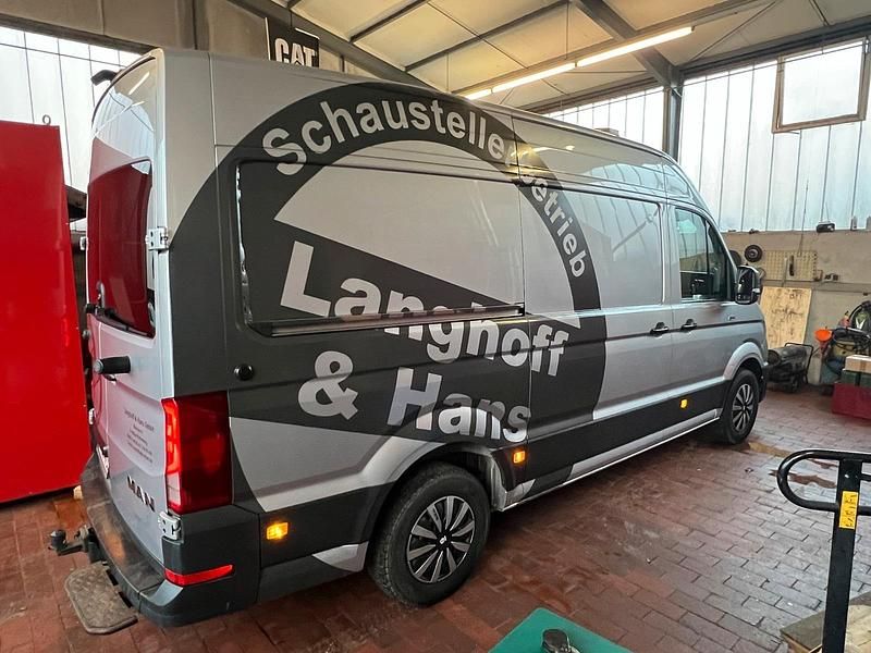 Gebraucht MAN TGE 180 PS (132 kW) 2017 Silber Van