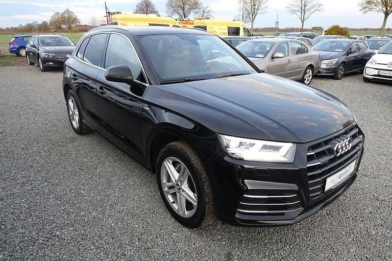 Gebraucht Audi Q5 S-Line 252 PS (185 kW) 2020 Brillantschwarz SUV