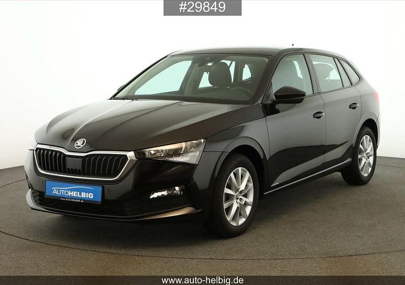 Schwarz Gebraucht 2023 Skoda Scala Ambition Kleinwagen | 16.990 € - Bild 1/4