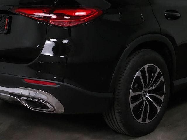 Gebraucht Mercedes GLC200 Avantgarde 204 PS (150 kW) 2024 Schwarz SUV
