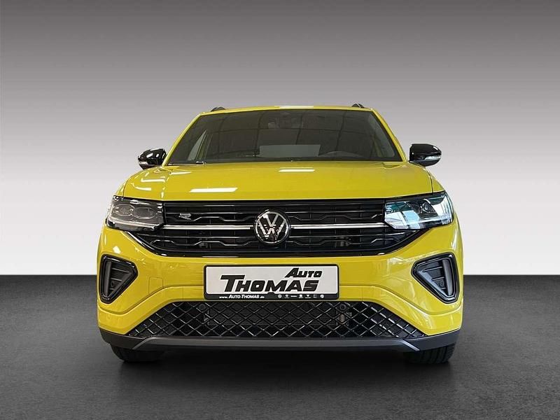Gebraucht VW T-Cross Style 116 PS (85 kW) 2025 Grape yellow SUV