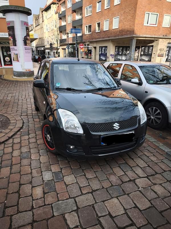 Gebraucht Suzuki Swift 94 PS (69 kW) 2010 Schwarz Kleinwagen