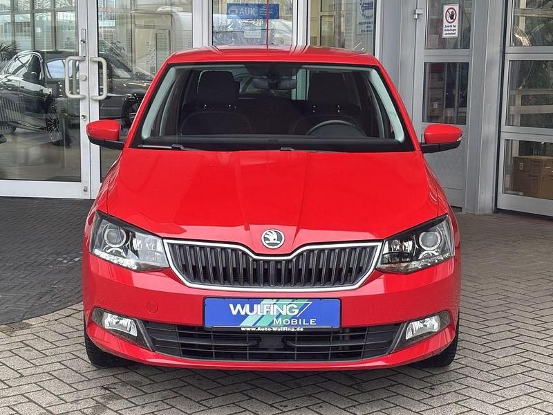 Gebraucht Skoda Fabia Joy 75 PS (55 kW) 2016 Rot Limousine