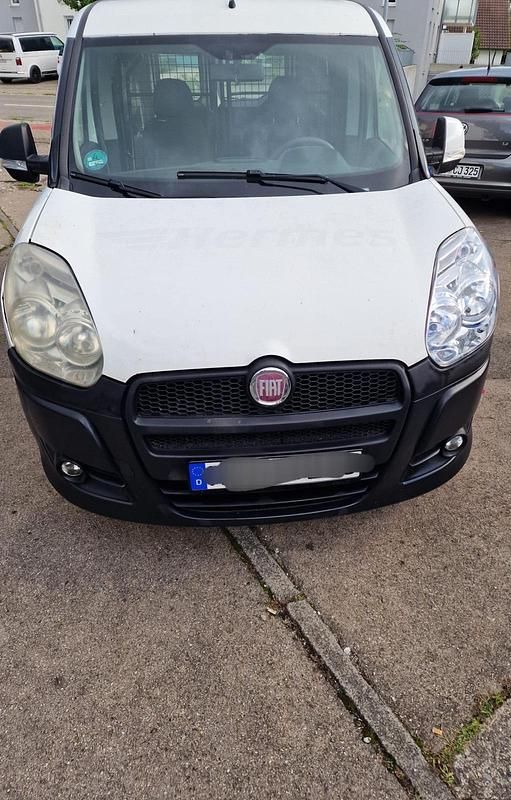 Weiß Gebraucht 2011 Fiat Doblò Van / Kleinbus | 1.500 € (Fairer Preis) - Bild 1/4
