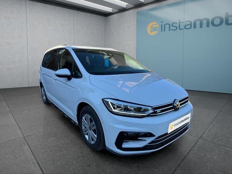 Weiß Gebraucht 2024 VW Touran Van / Kleinbus | 33.249 € (Fairer Preis) - Bild 1/4