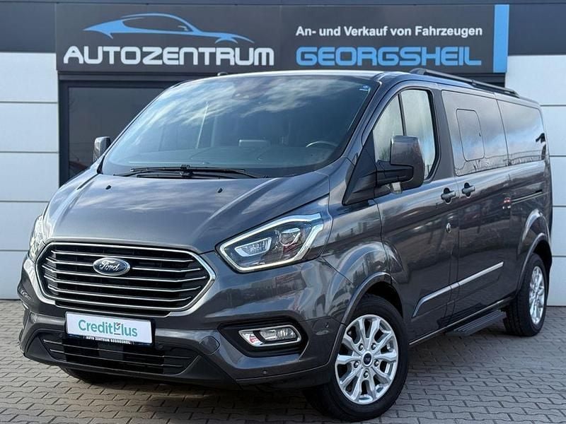 Gebraucht Ford Tourneo Custom Titanium 185 PS (136 kW) 2020 Grau Van