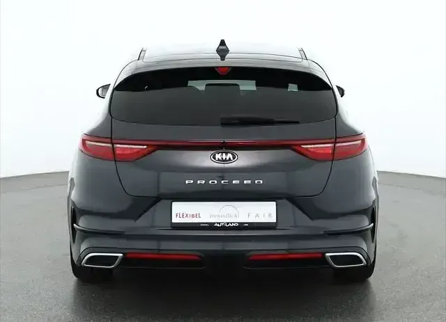 Używany Kia ProCeed GT-Line 140 KM (102 kW) 2019 Szary Kombi