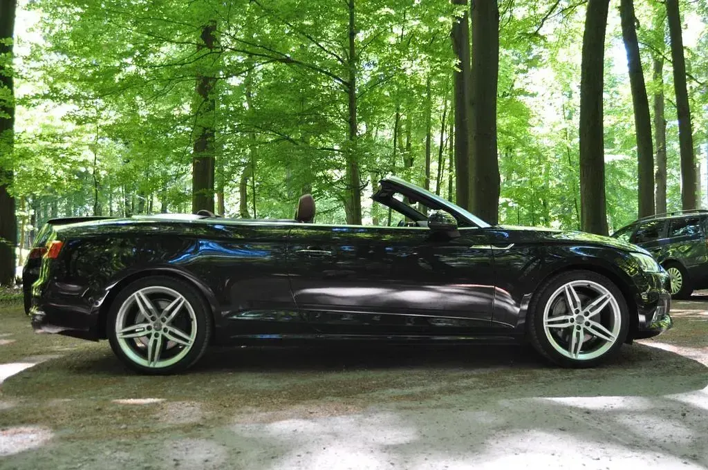 Gebraucht Audi A5 Cabriolet Ambiente 252 PS (185 kW) 2017 Schwarz Cabrio