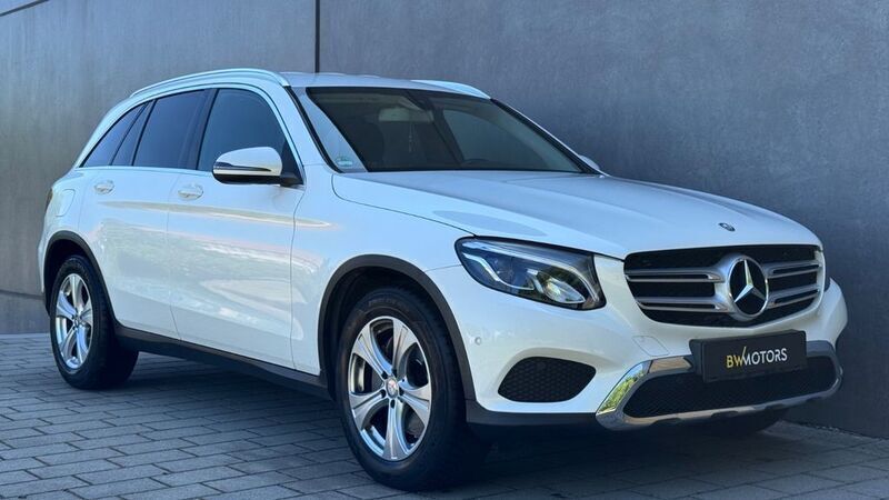 Weiß Gebraucht 2016 Mercedes GLC220 SUV | 22.690 € (Fairer Preis) - Bild 1/4