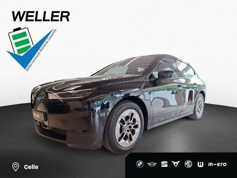 Schwarz Gebraucht 2022 BMW iX Sport Line SUV | 48.450 € (Guter Preis) - Bild 1/3