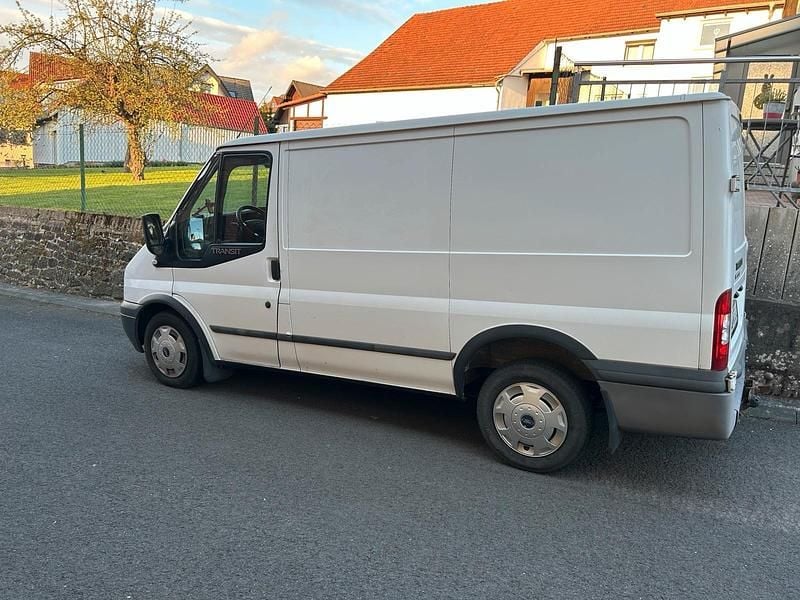 Gebraucht Ford Transit 125 PS (91 kW) 2012 Weiß Pickup