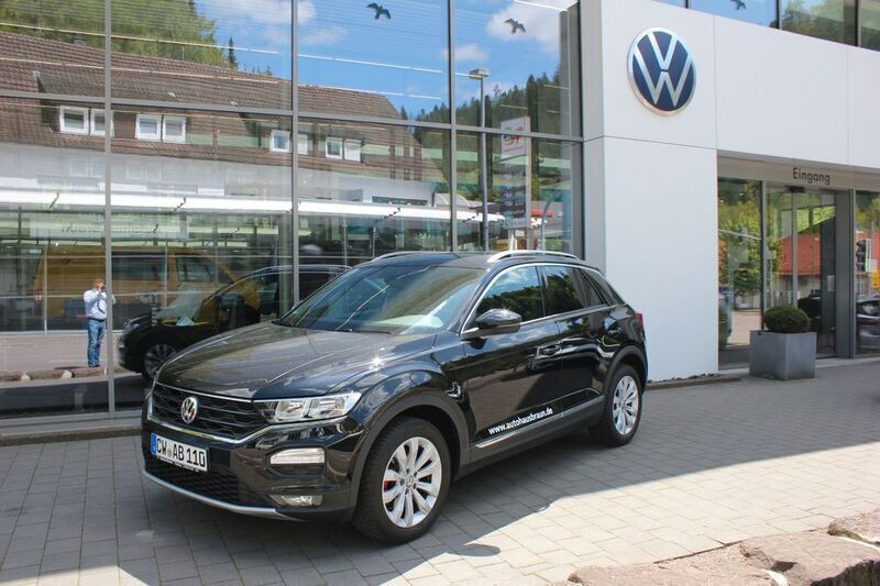 Schwarz deep black perleffekt metallic Gebraucht 2020 VW T-Roc Sportline SUV | 20.990 € (Guter Preis) - Bild 1/4