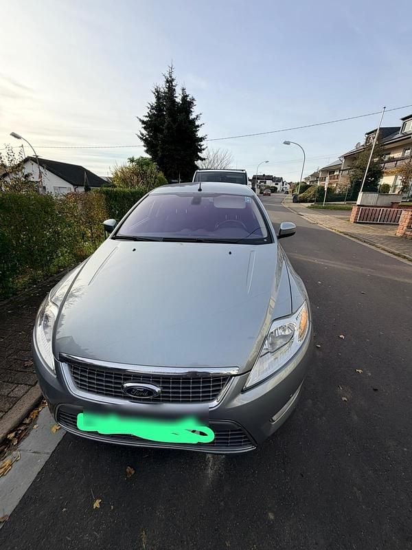 Silber Gebraucht 2009 Ford Mondeo Kombi | 2.700 € (Superpreis) - Bild 1/4