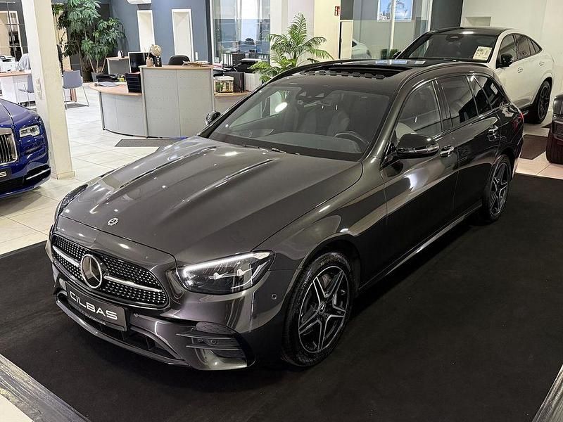 Grafitgrau metalliclack Gebraucht 2022 Mercedes E300 AMG line Kombi | 31.900 € (Guter Preis) - Bild 1/4