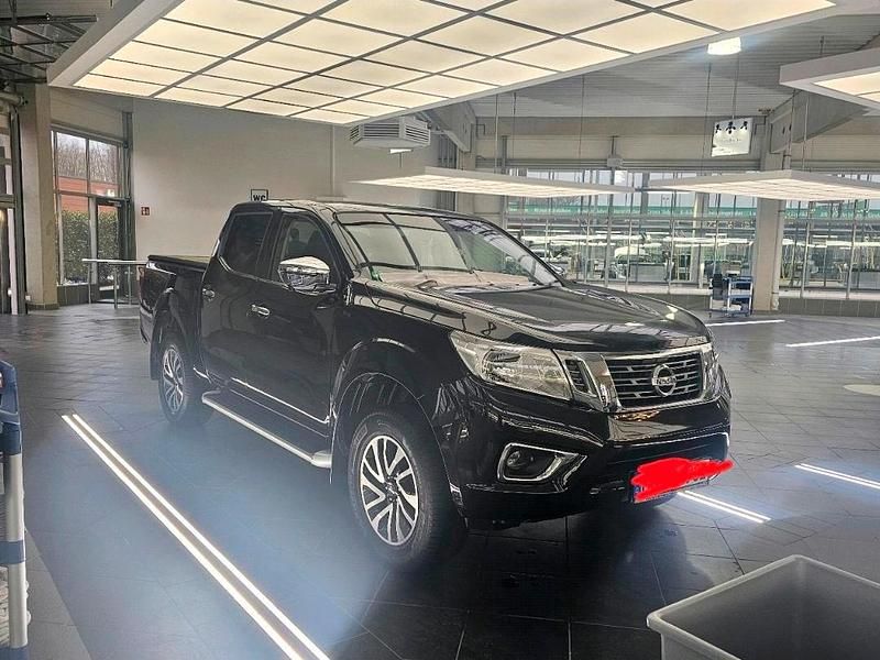 Gebraucht Nissan Navara 190 PS (139 kW) 2016 Schwarz Pickup